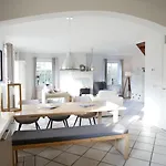 Buitenplaats De Luxe Üdülőpark *