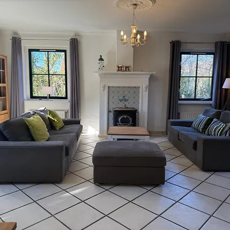 Buitenplaats Deluxe Villa *